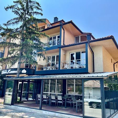 Family Hotel Kontesa Lozenec Kültér fotó